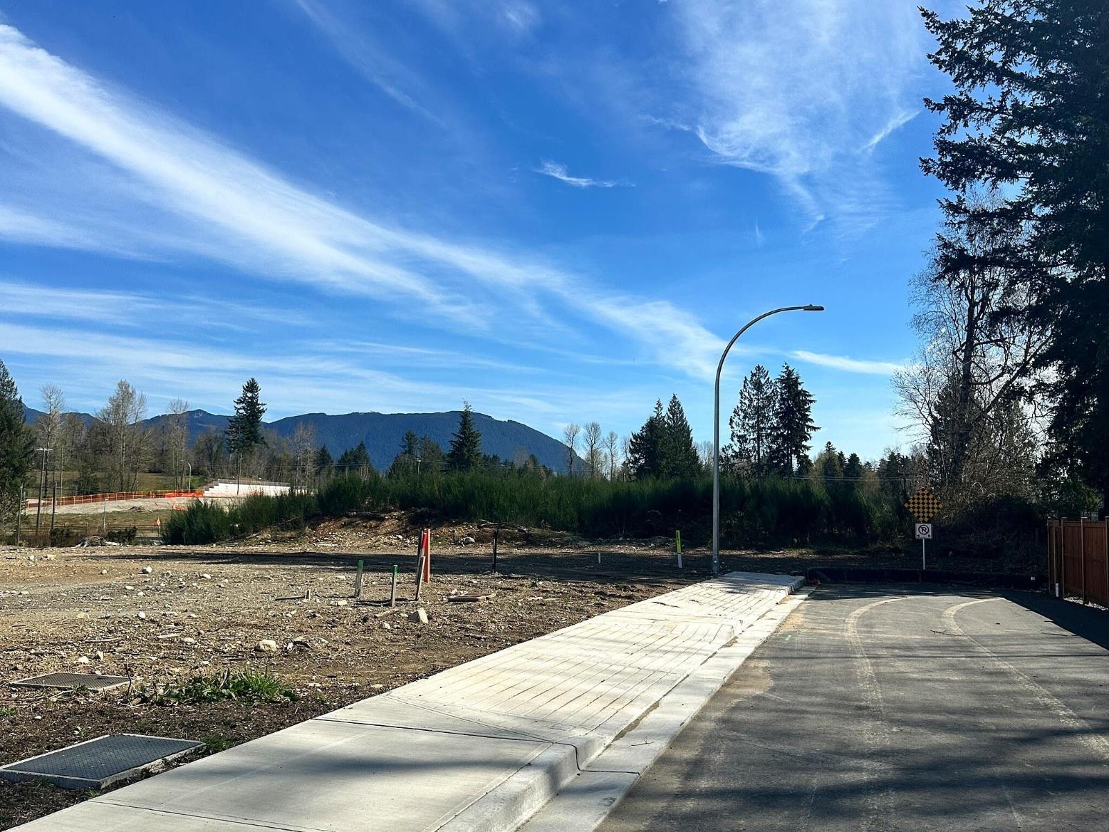 33273 Macdonald Avenue, Mission, British Columbia  V2V 6X9 - Photo 4 - R3113361