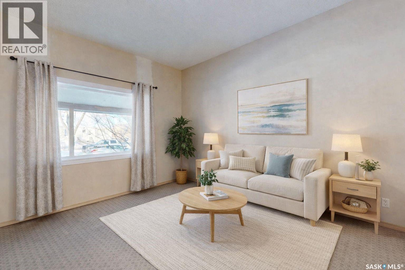 1007 Garnet Street, Regina, Saskatchewan  S4T 2X7 - Photo 4 - SK029071