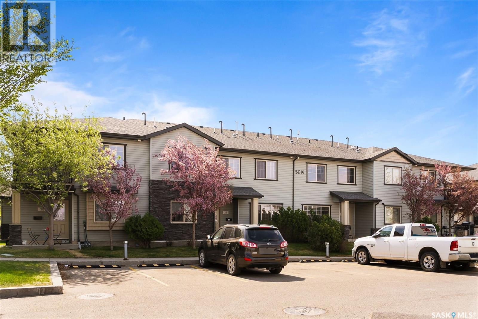 30 5019 James Hill Road, Regina, Saskatchewan  S4W 0B9 - Photo 2 - SK032981