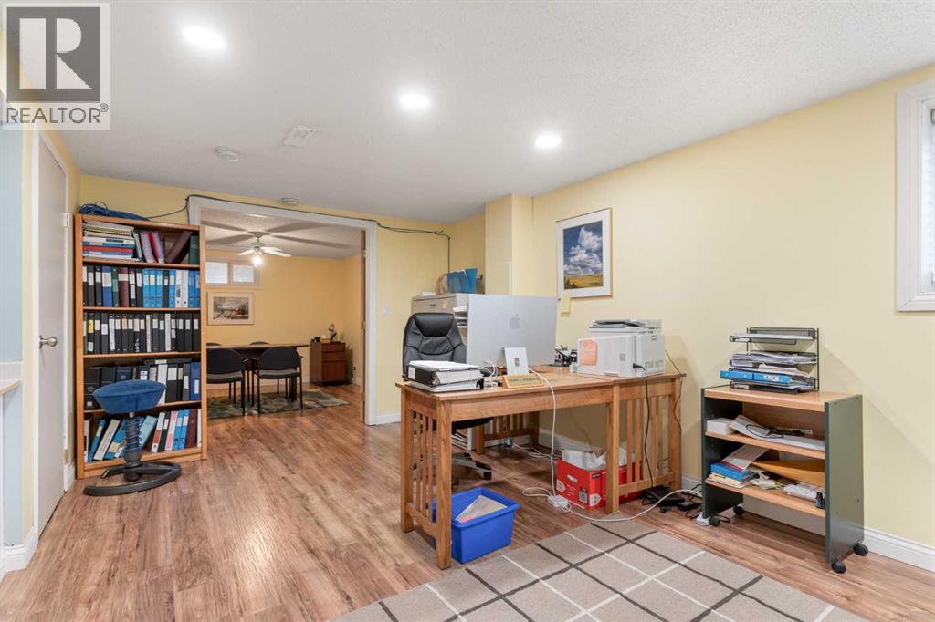 2822 40 Street Sw, Calgary, Alberta  T3E 3J6 - Photo 18 - A2302256