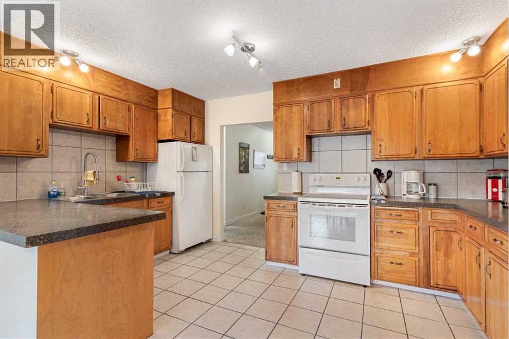 2822 40 Street Sw, Calgary, Alberta  T3E 3J6 - Photo 6 - A2302256