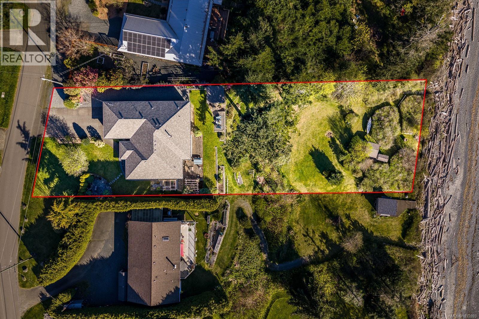 5972 Aldergrove Dr, Courtenay, British Columbia  V9J 1W2 - Photo 3 - 1032893