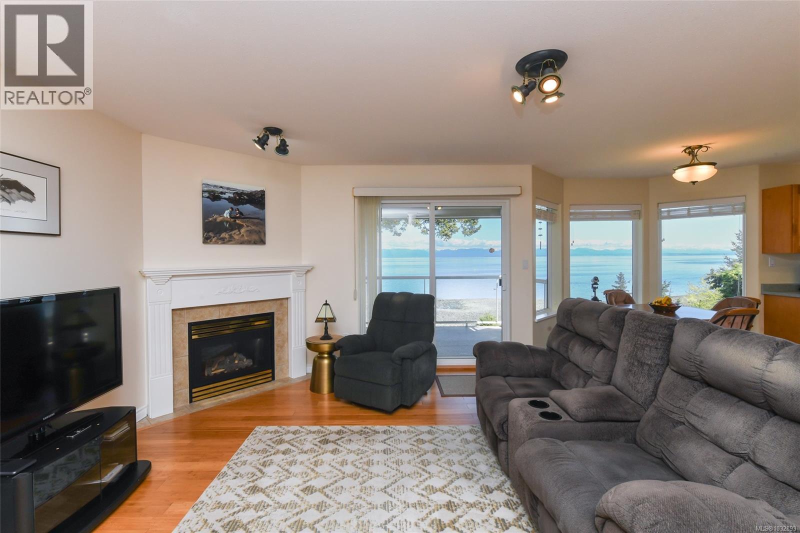 5972 Aldergrove Dr, Courtenay, British Columbia  V9J 1W2 - Photo 8 - 1032893