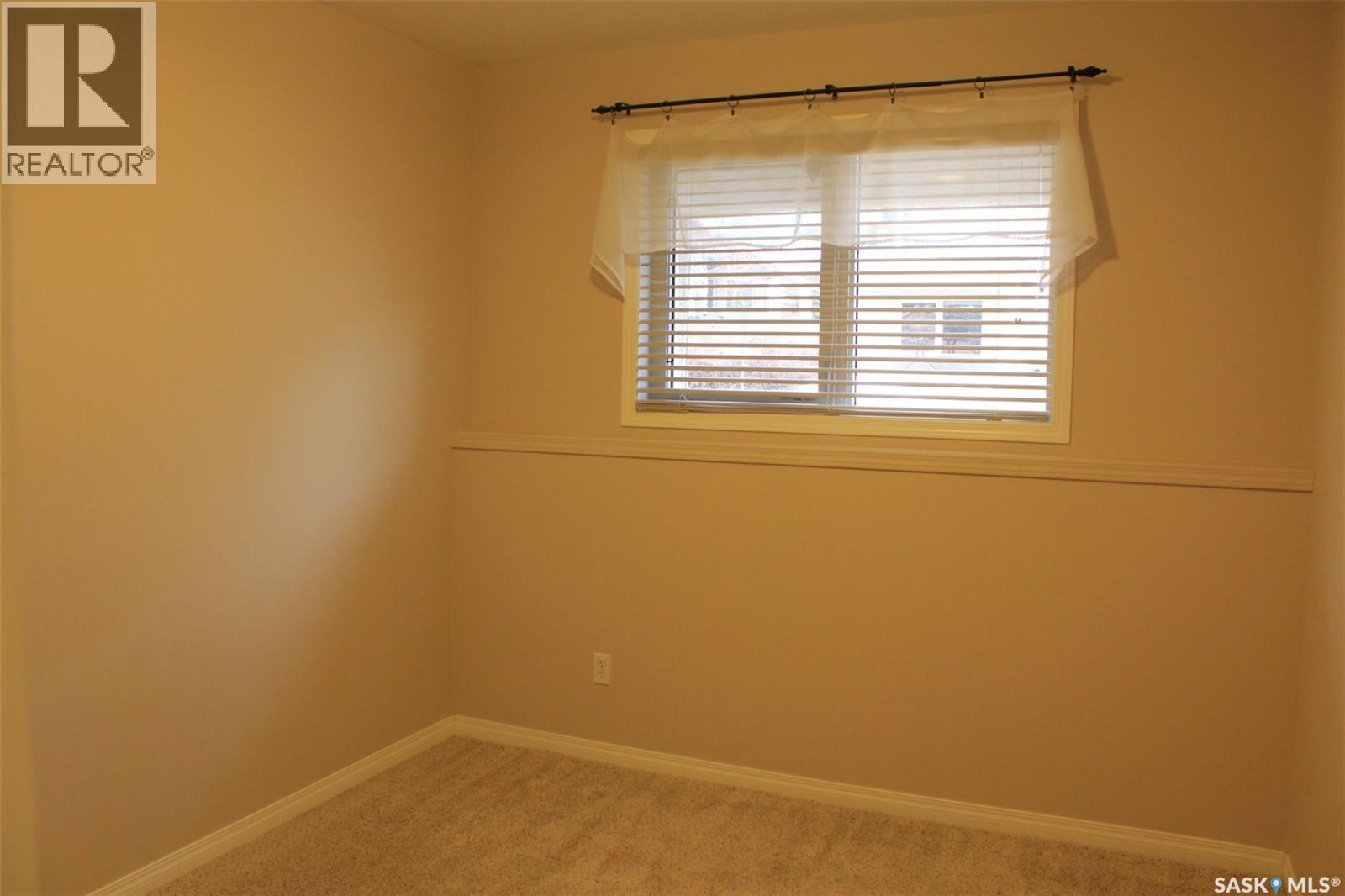 218 802 Heritage Crescent, Saskatoon, Saskatchewan  S7H 5T3 - Photo 20 - SK033470