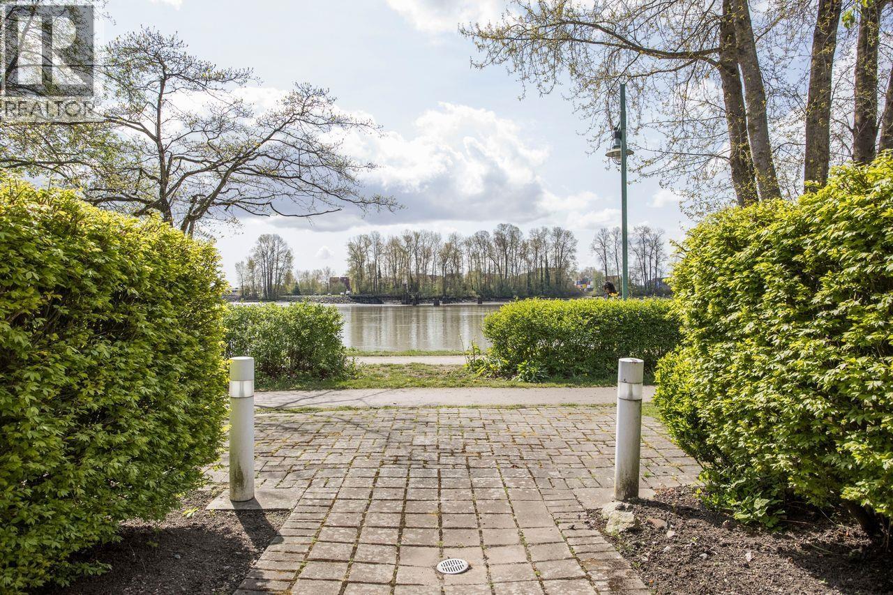 2836 E Kent South Avenue, Vancouver, British Columbia  V5S 4T4 - Photo 38 - R3113588