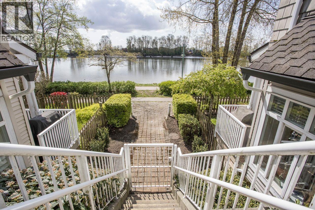 2836 E Kent South Avenue, Vancouver, British Columbia  V5S 4T4 - Photo 35 - R3113588