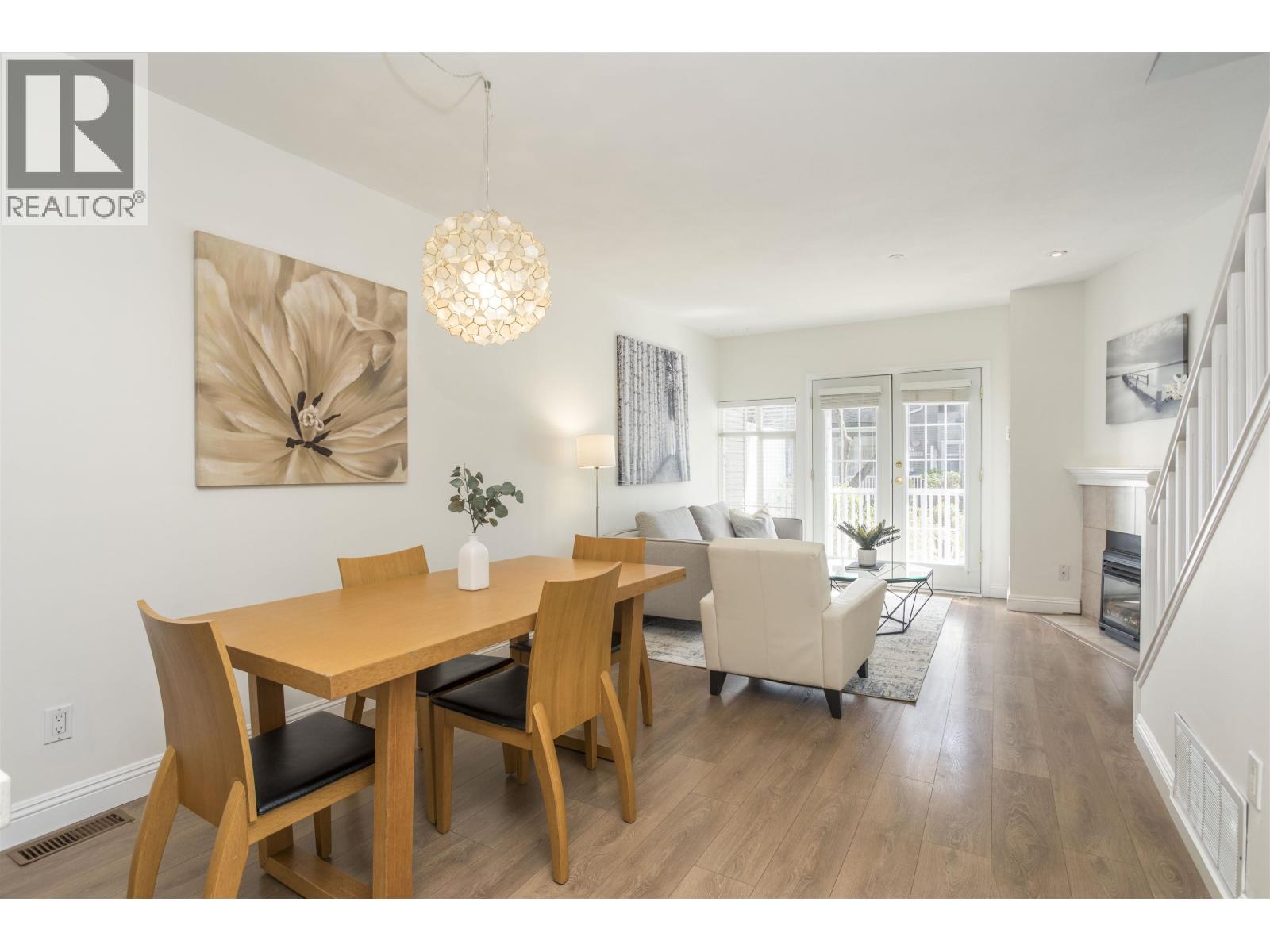 2836 E Kent South Avenue, Vancouver, British Columbia  V5S 4T4 - Photo 4 - R3113588