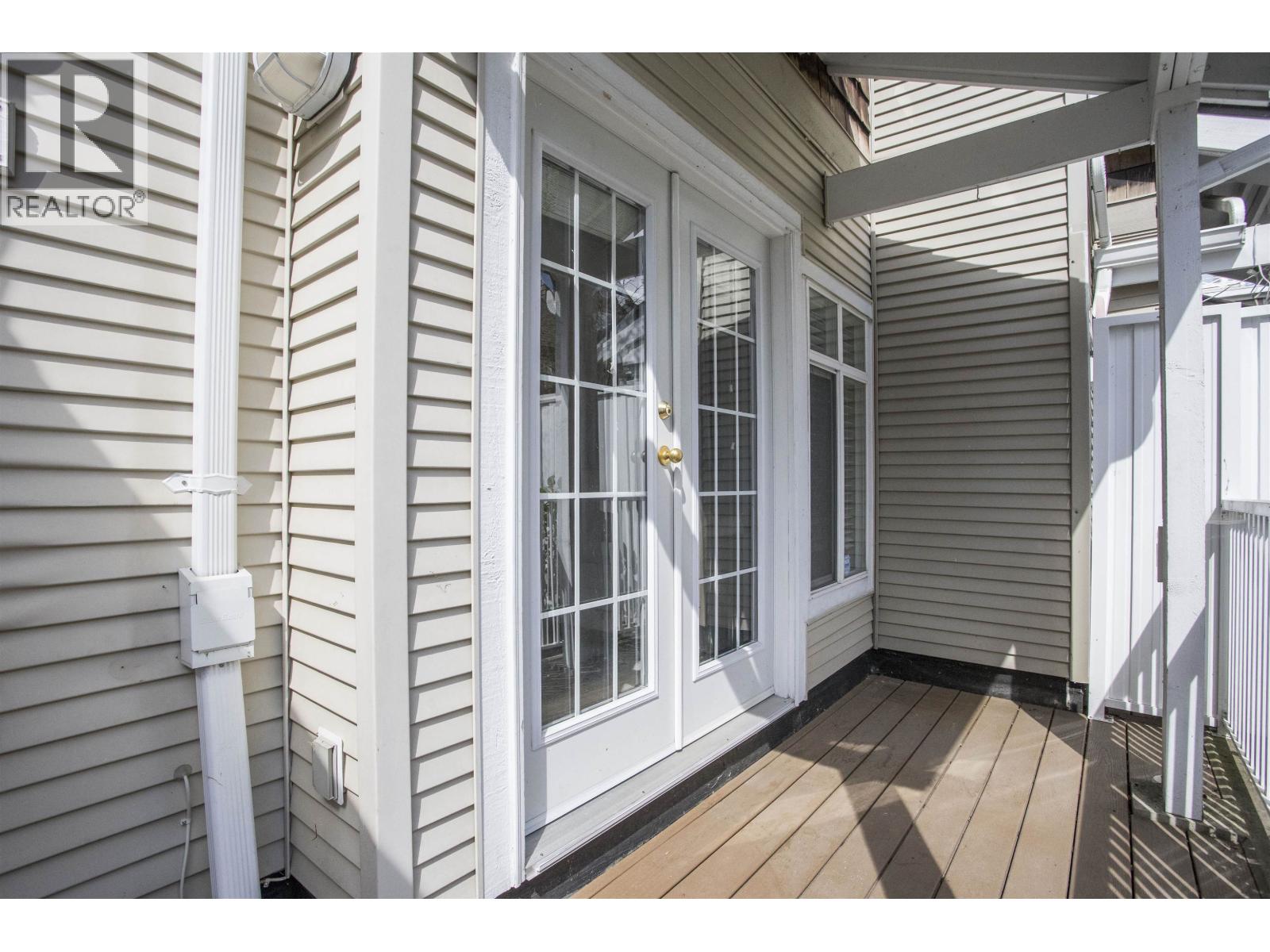 2836 E Kent South Avenue, Vancouver, British Columbia  V5S 4T4 - Photo 29 - R3113588