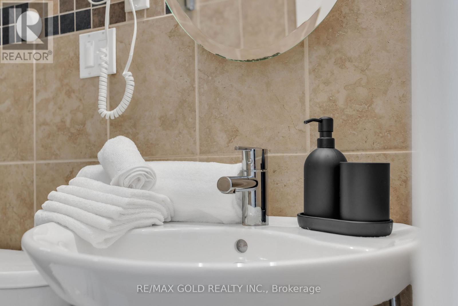 462 Samford Place, Oakville, Ontario  L6L 4E8 - Photo 45 - W12979204