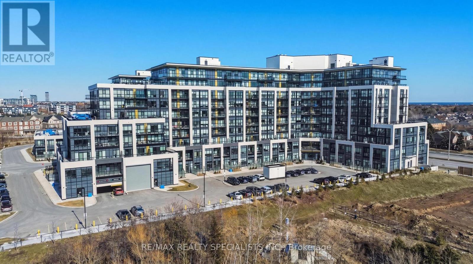 314 - 405 DUNDAS STREET W, Oakville, Ontario