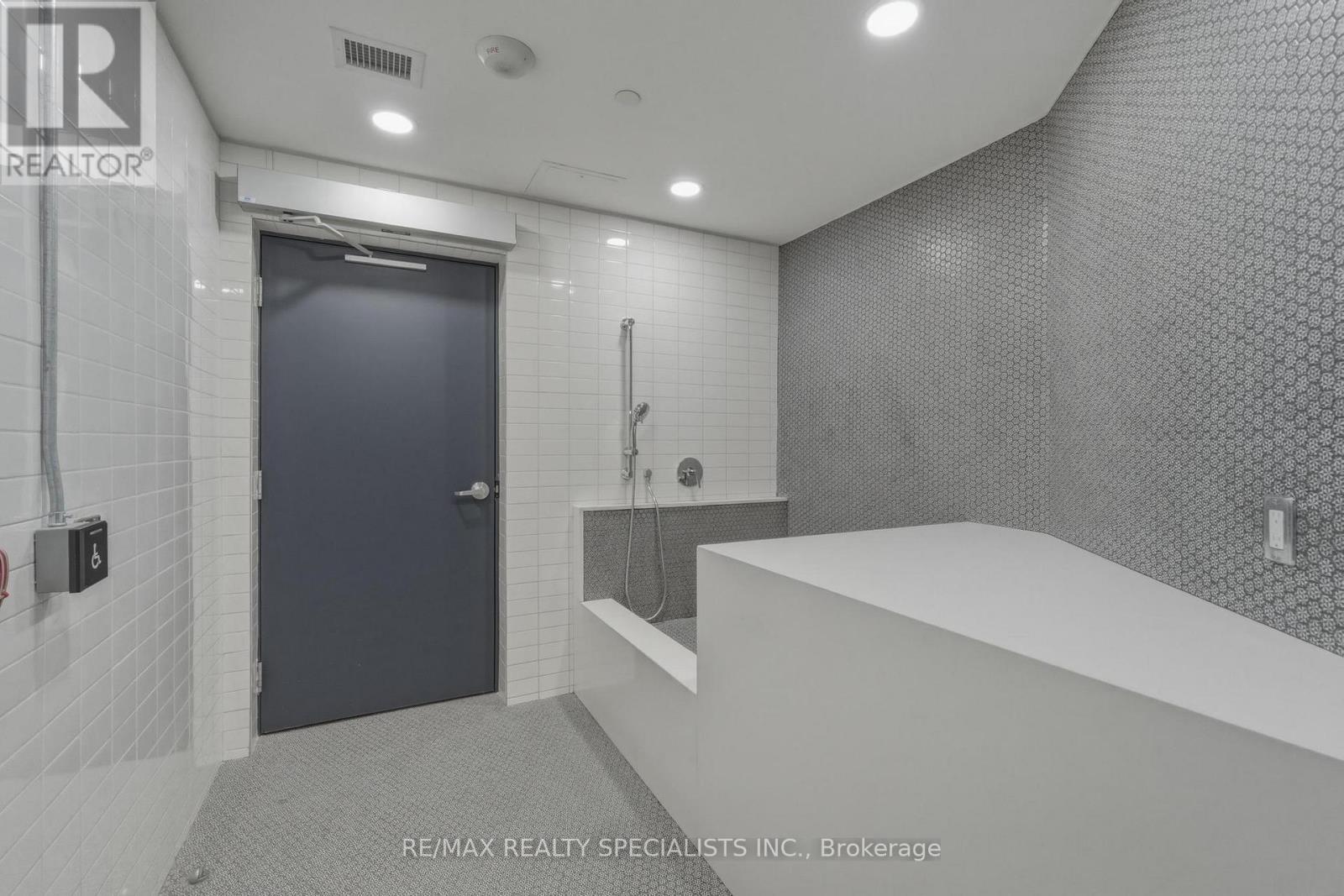 314 - 405 Dundas Street W, Oakville, Ontario  L6M 5P9 - Photo 36 - W13021038