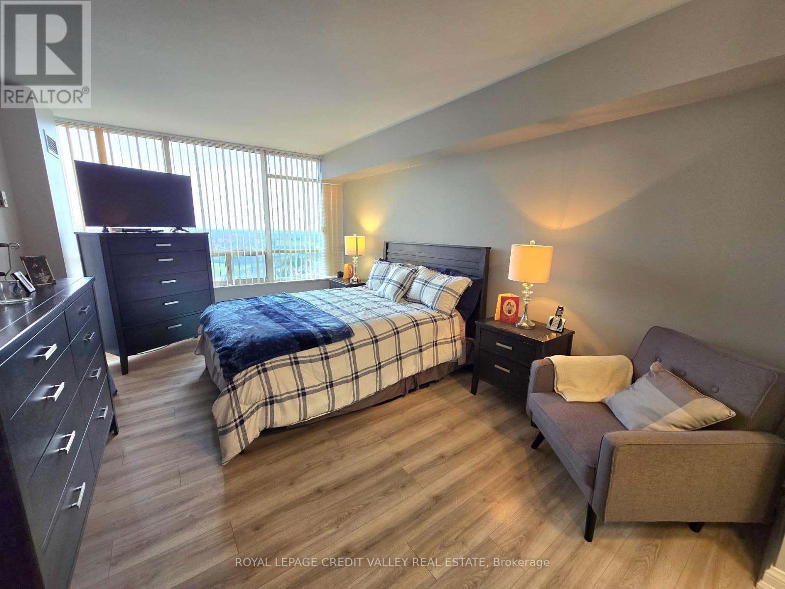 2101 - 24 Hanover Road, Brampton, Ontario  L6S 5K8 - Photo 11 - W13020044