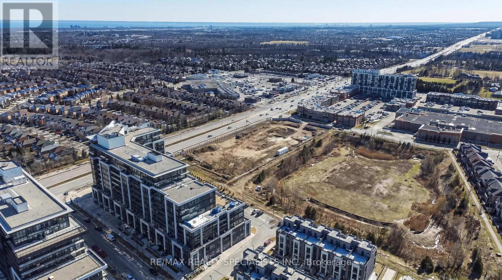 314 - 405 Dundas Street W, Oakville, Ontario  L6M 5P9 - Photo 38 - W13021038