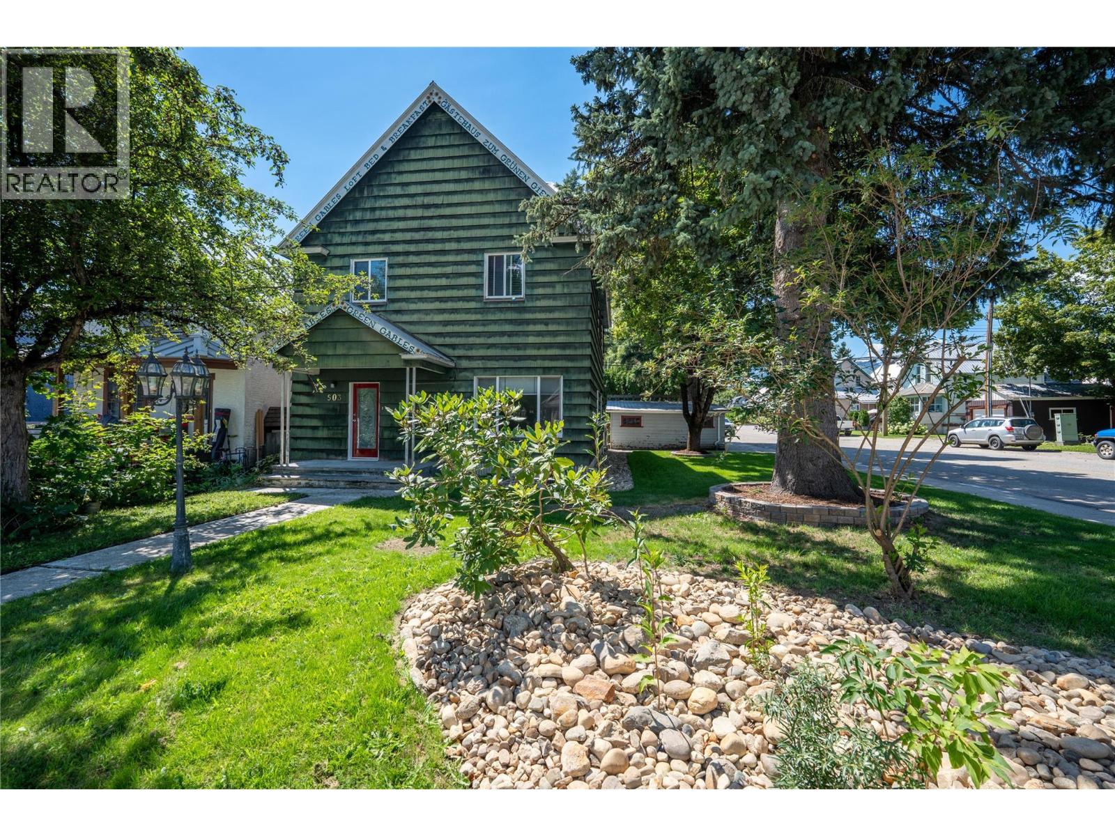 503 Third Street E, &nbsp; Revelstoke &nbsp; V0E2S0