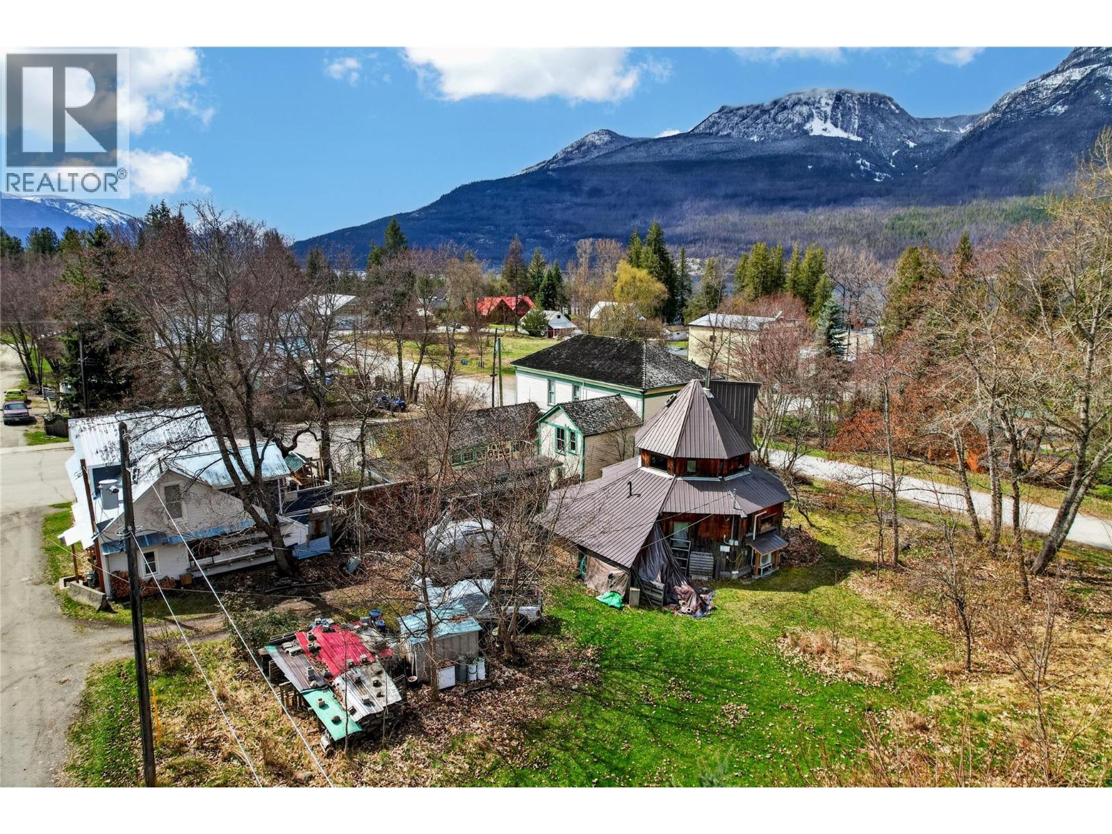 806 Bellevue Street, New Denver, British Columbia  V0G 1S1 - Photo 38 - 10383864