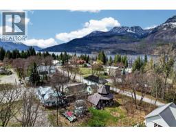 806 BELLEVUE Street, New Denver, British Columbia
