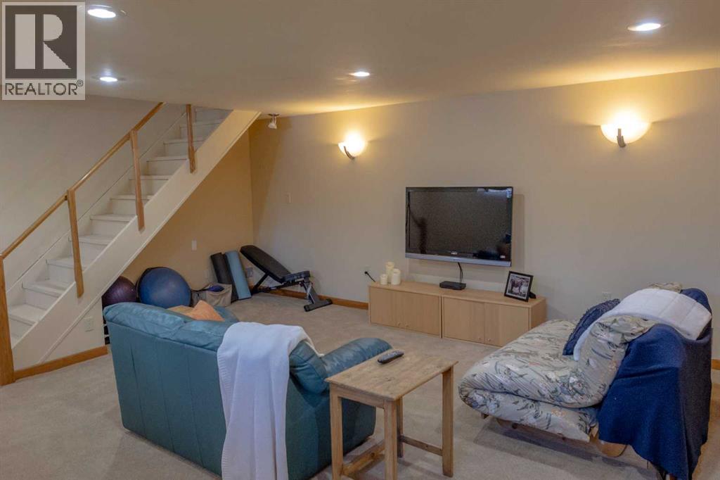 80 Westover Drive SW, Calgary, Alberta  T3C 2S6 - Photo 18 - A2288228