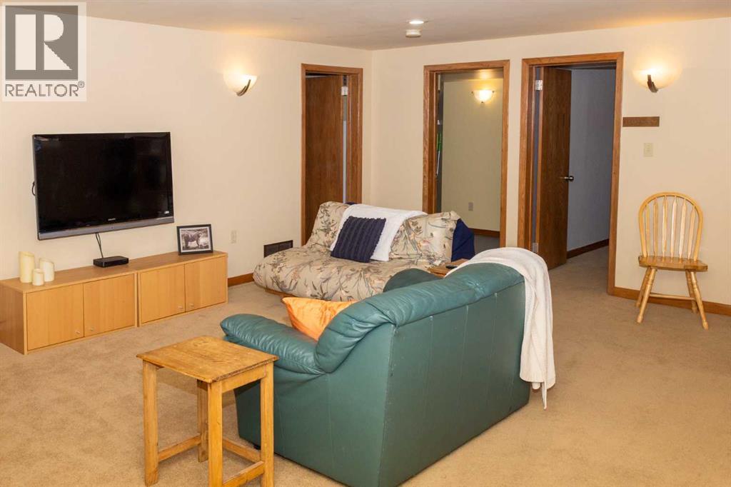 80 Westover Drive SW, Calgary, Alberta  T3C 2S6 - Photo 19 - A2288228