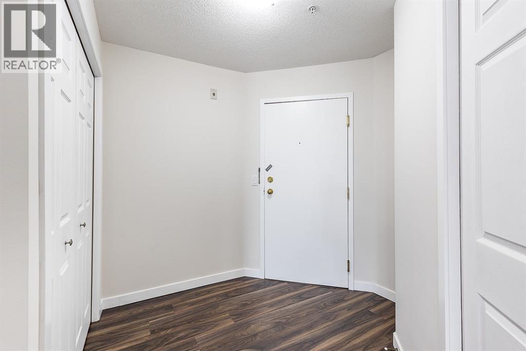 302, 245 Red Deer Drive Sw, Medicine Hat, Alberta  T1A 8P4 - Photo 7 - A2301917