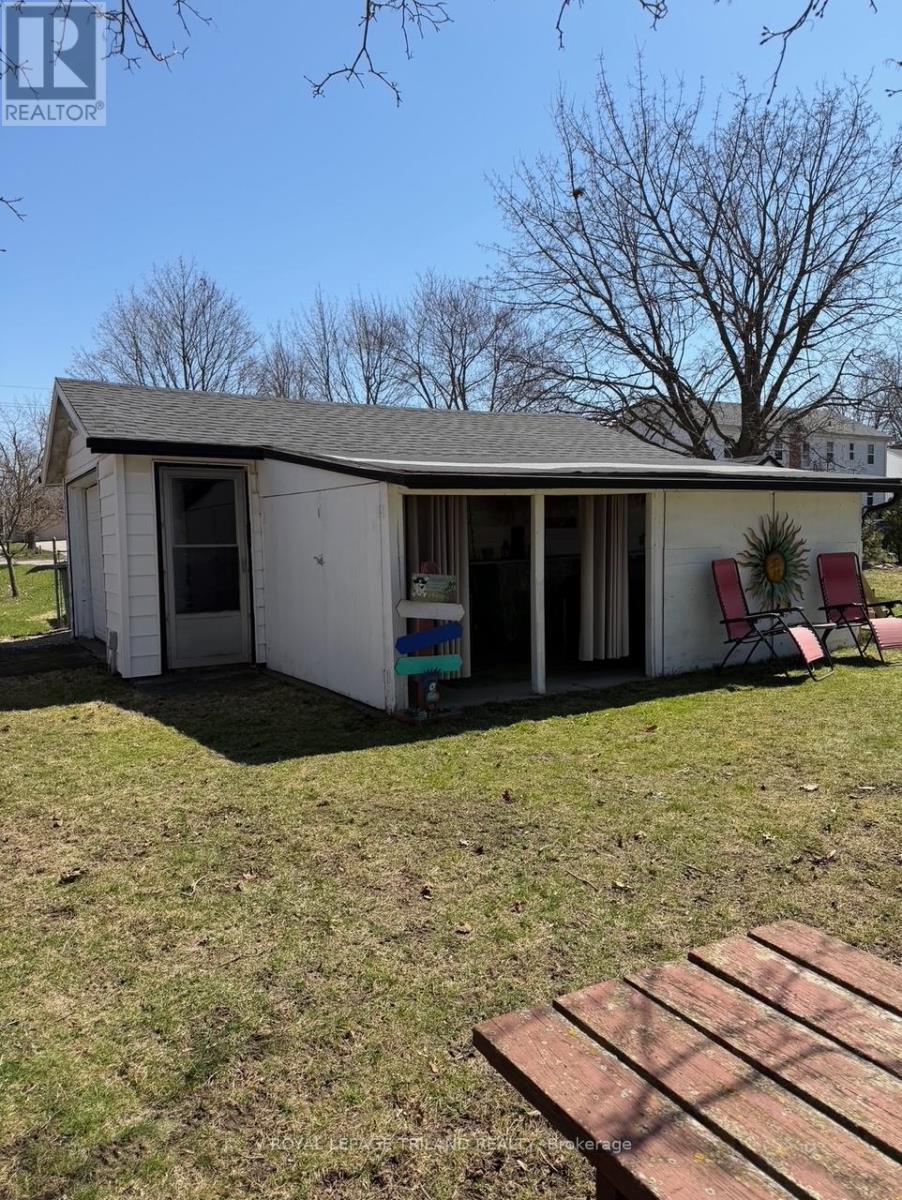 102 Steele Street, St. Thomas, Ontario  N5R 2Y5 - Photo 37 - X13022642