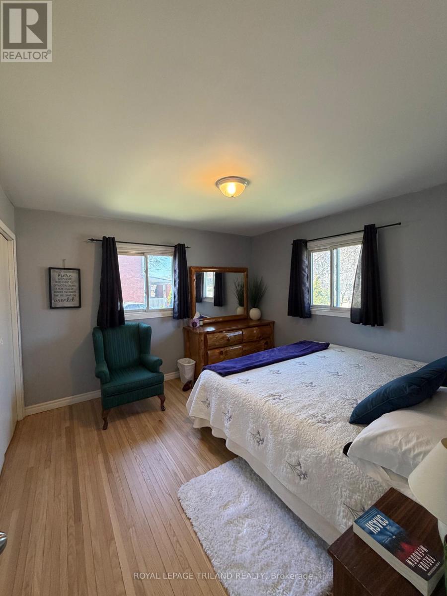 102 Steele Street, St. Thomas, Ontario  N5R 2Y5 - Photo 9 - X13022642