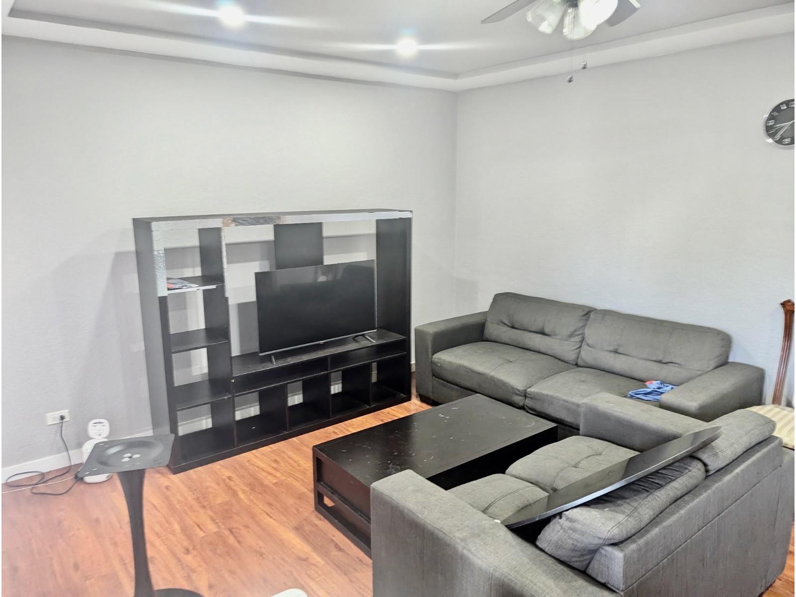 11108 136 Street, Surrey, British Columbia  V3R 3B5 - Photo 2 - R3113696