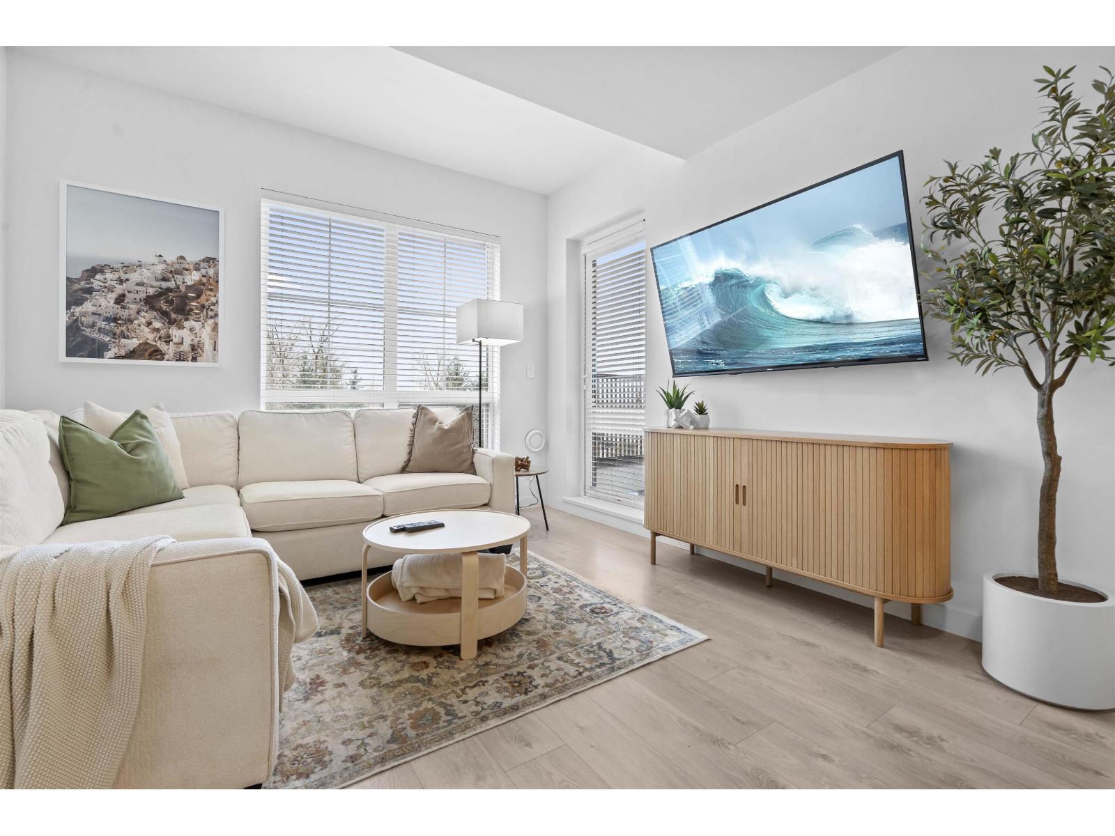 A412 20018 83a Avenue, Langley, British Columbia  V2Y 3P2 - Photo 2 - R3113748