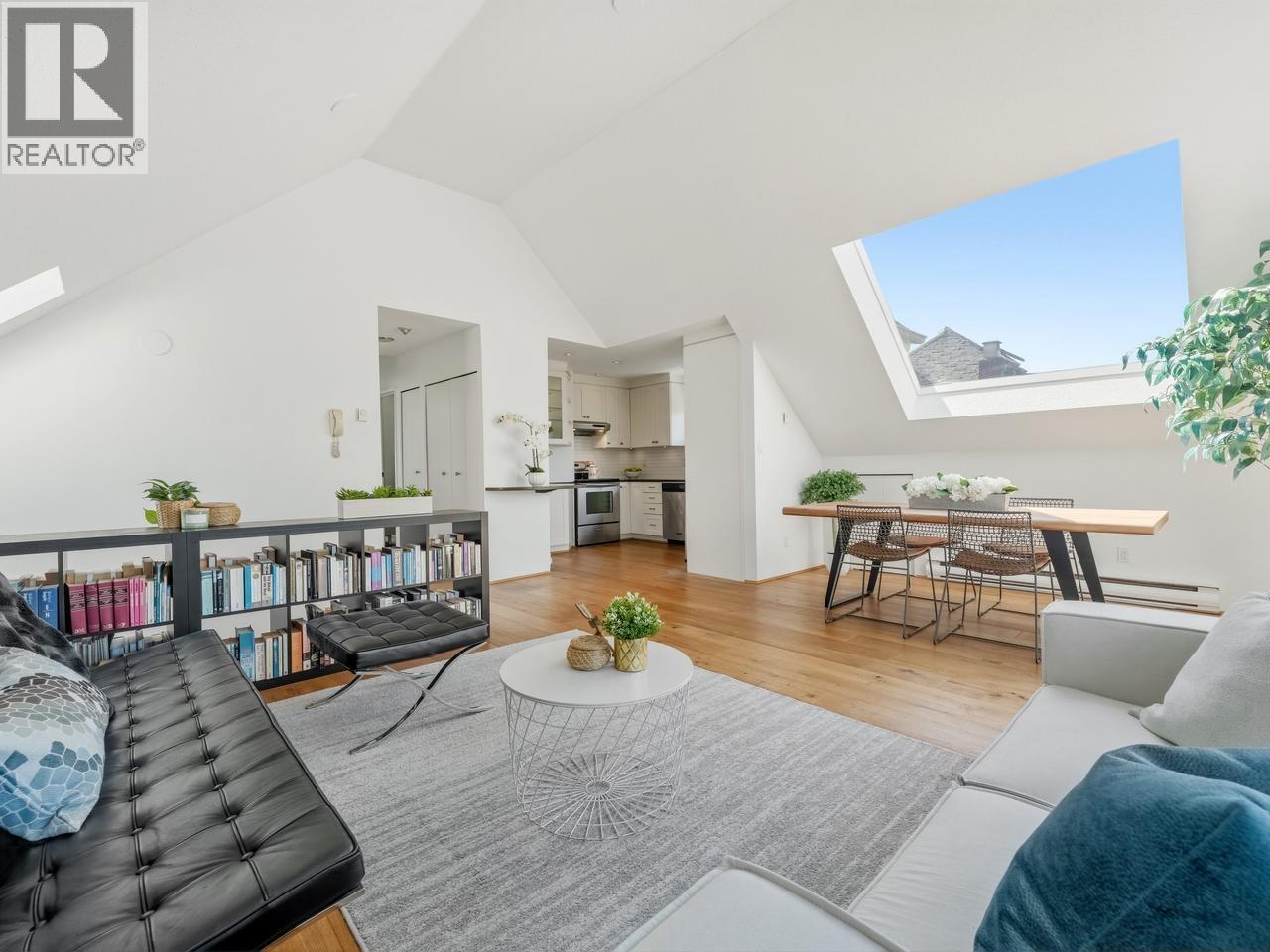 6 335 W 13th Avenue, Vancouver, British Columbia  V5Y 1W2 - Photo 4 - R3113431