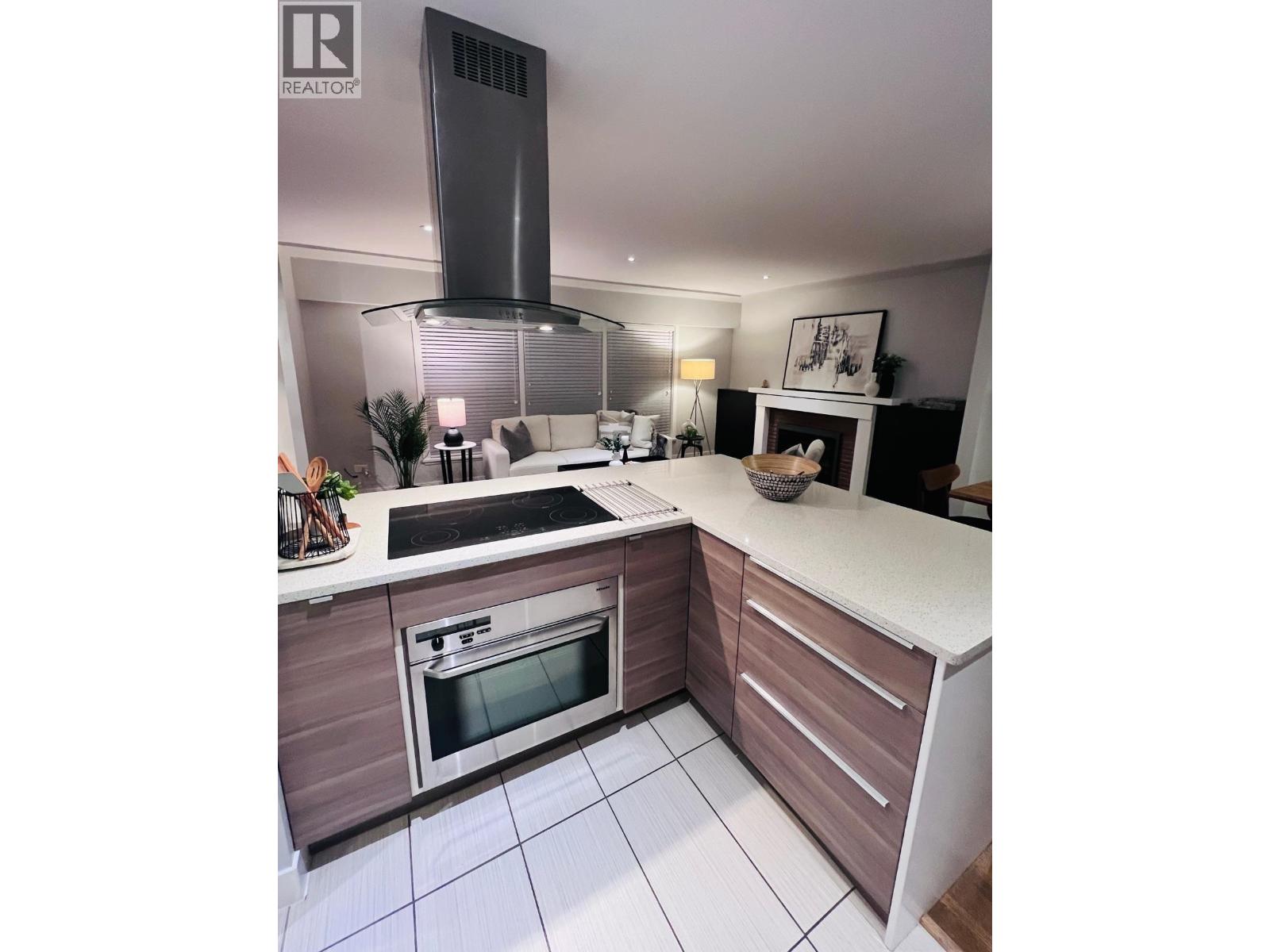 1314 Thomas Avenue, Coquitlam, British Columbia  V3K 2L5 - Photo 12 - R3101729