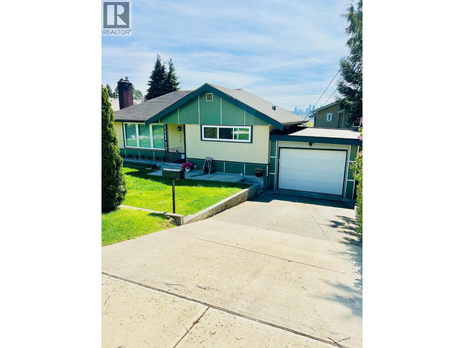 1314 THOMAS AVENUE, Coquitlam, British Columbia