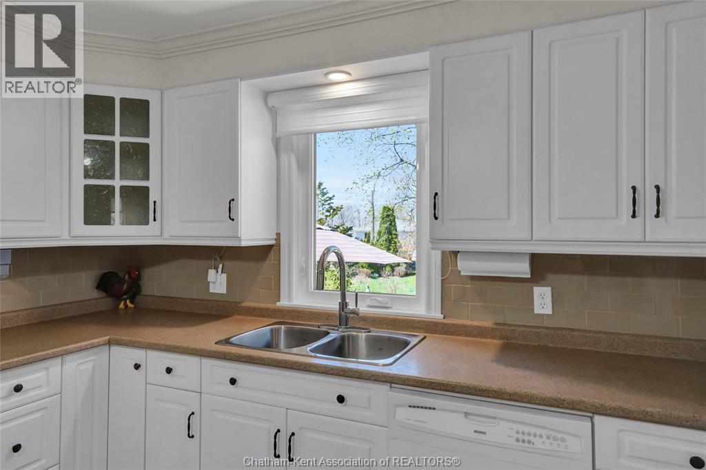 351 Talbot Street, Blenheim, Ontario  N0P 1A0 - Photo 9 - 26008455