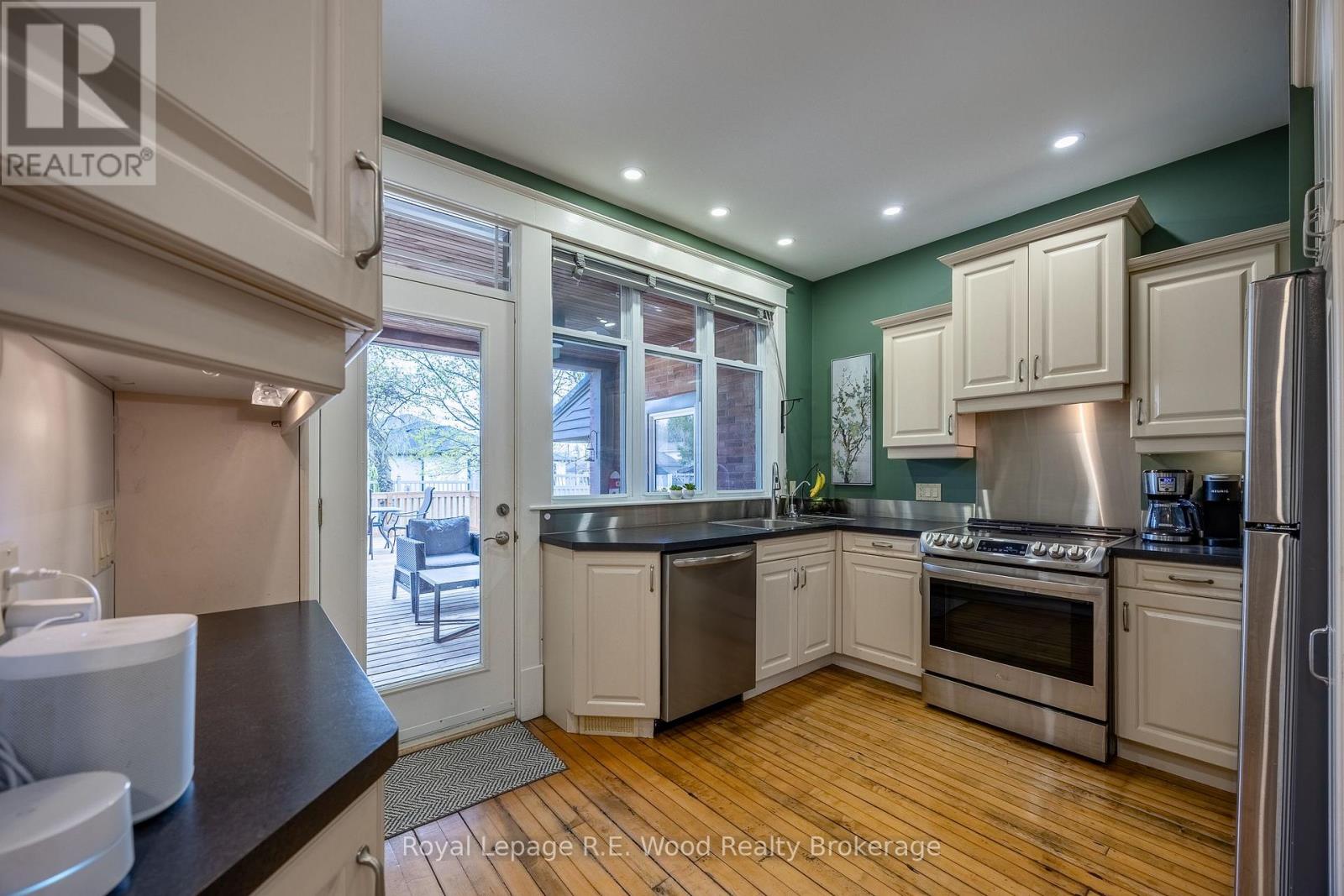 10 George Street, Tillsonburg, Ontario  N4G 2N2 - Photo 6 - X13022606