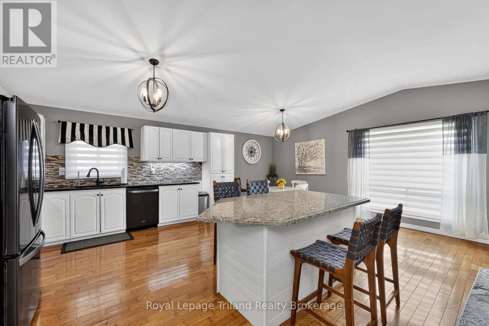 293 Whiting Street, Ingersoll, Ontario  N5C 3P7 - Photo 15 - X13022608