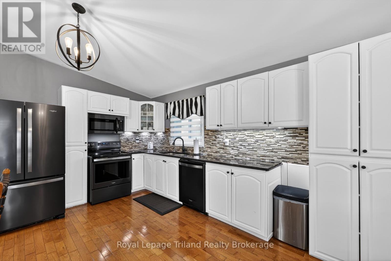 293 Whiting Street, Ingersoll, Ontario  N5C 3P7 - Photo 17 - X13022608