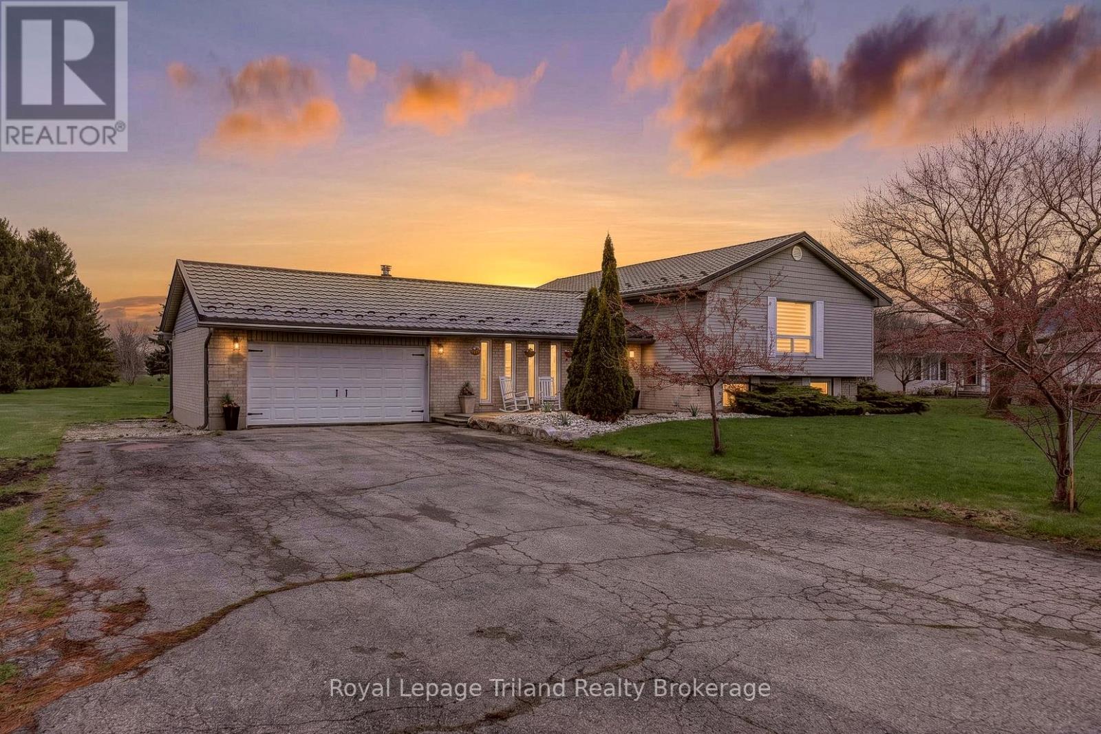 293 Whiting Street, Ingersoll, Ontario  N5C 3P7 - Photo 2 - X13022608