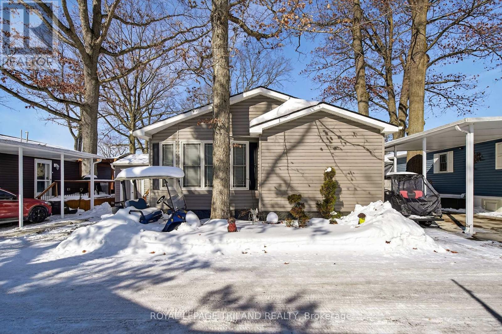 56 - 22790 Amiens Road, Middlesex Centre, Ontario  N0L 1R0 - Photo 3 - X12792770