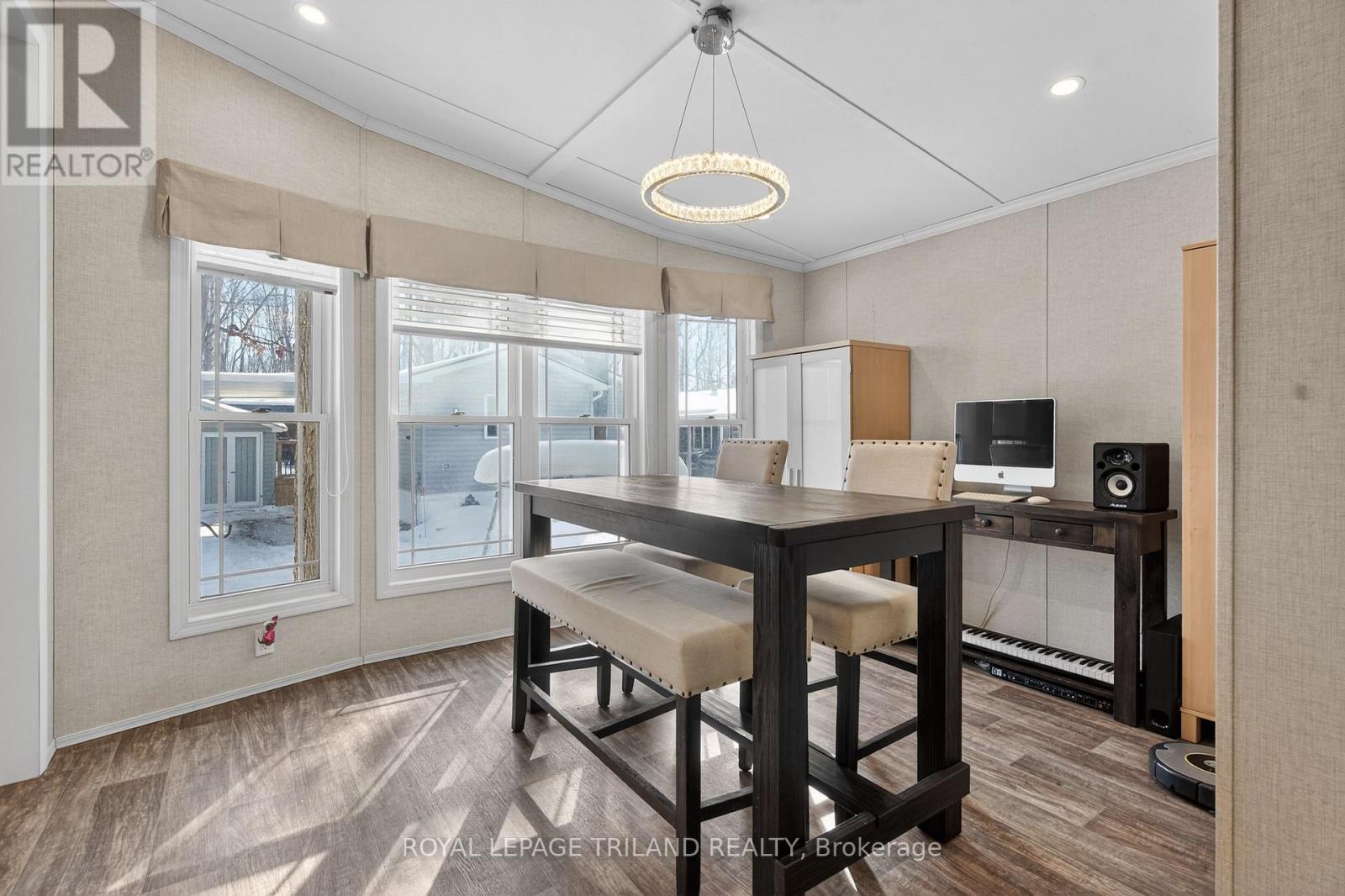 56 - 22790 Amiens Road, Middlesex Centre, Ontario  N0L 1R0 - Photo 6 - X12792770