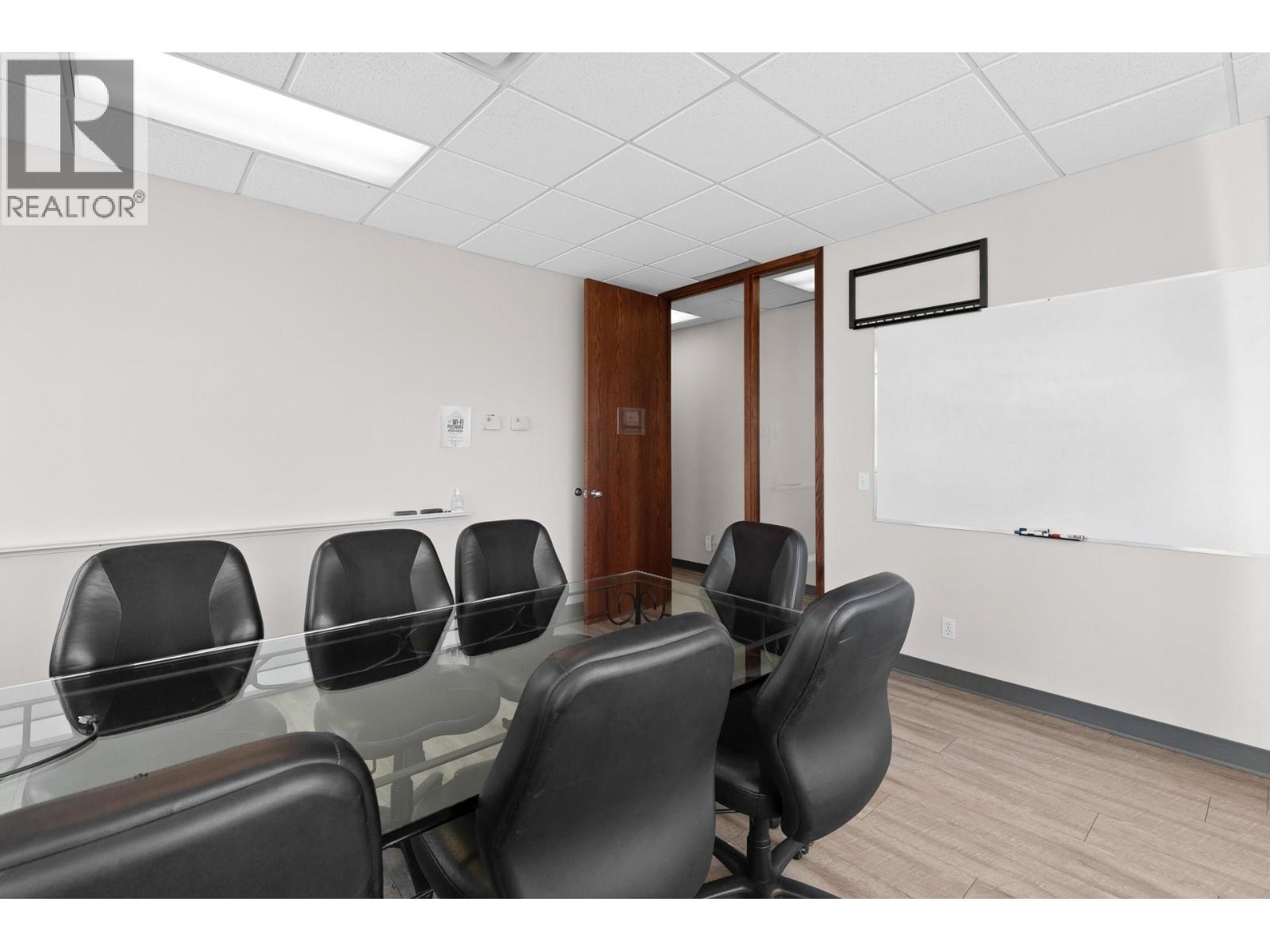 3275 Lakeshore Road Unit# 302, Kelowna, British Columbia  V1W 3S9 - Photo 10 - 10384121