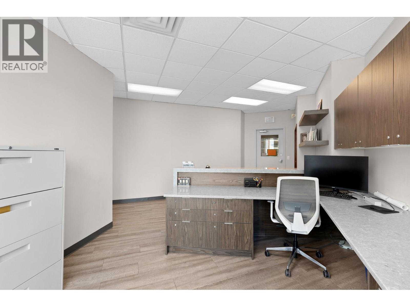 3275 Lakeshore Road Unit# 302, Kelowna, British Columbia  V1W 3S9 - Photo 6 - 10384121