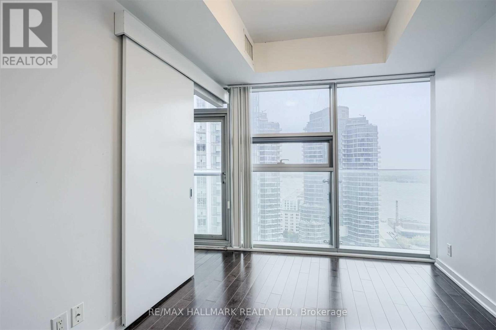 2303 - 12 York Street, Toronto, Ontario  M5J 0A9 - Photo 17 - C13022584