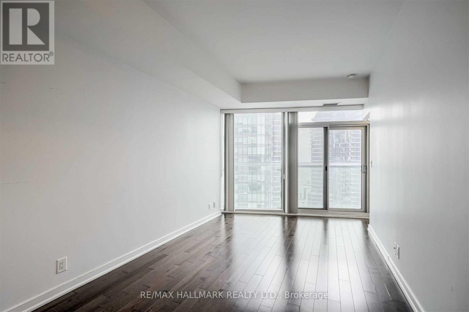 2303 - 12 York Street, Toronto, Ontario  M5J 0A9 - Photo 21 - C13022584