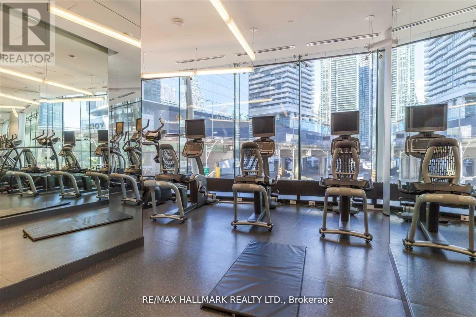 2303 - 12 York Street, Toronto, Ontario  M5J 0A9 - Photo 27 - C13022584