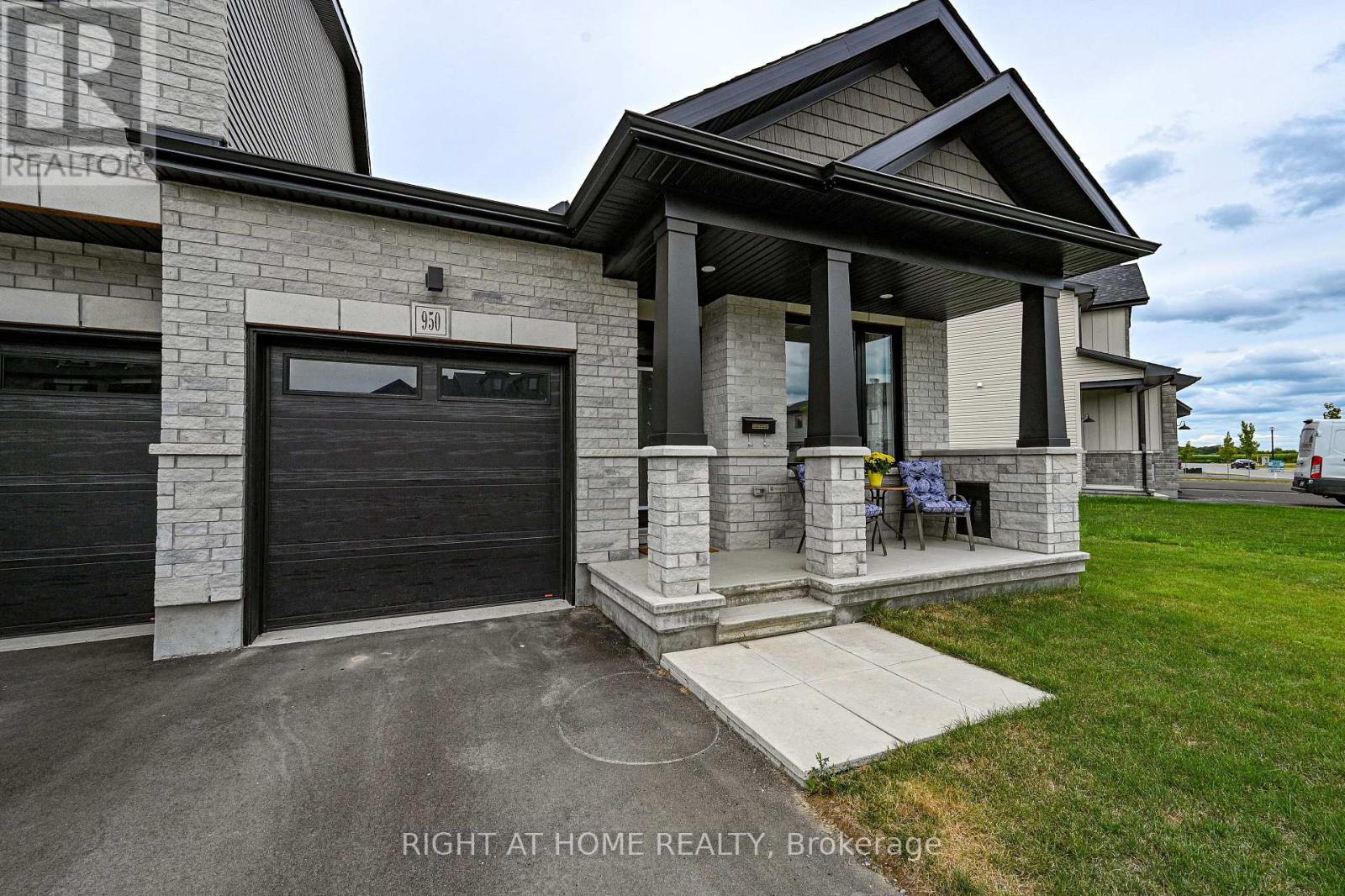 950 Cologne Street, Russell, Ontario  K0A 1W0 - Photo 2 - X12874364