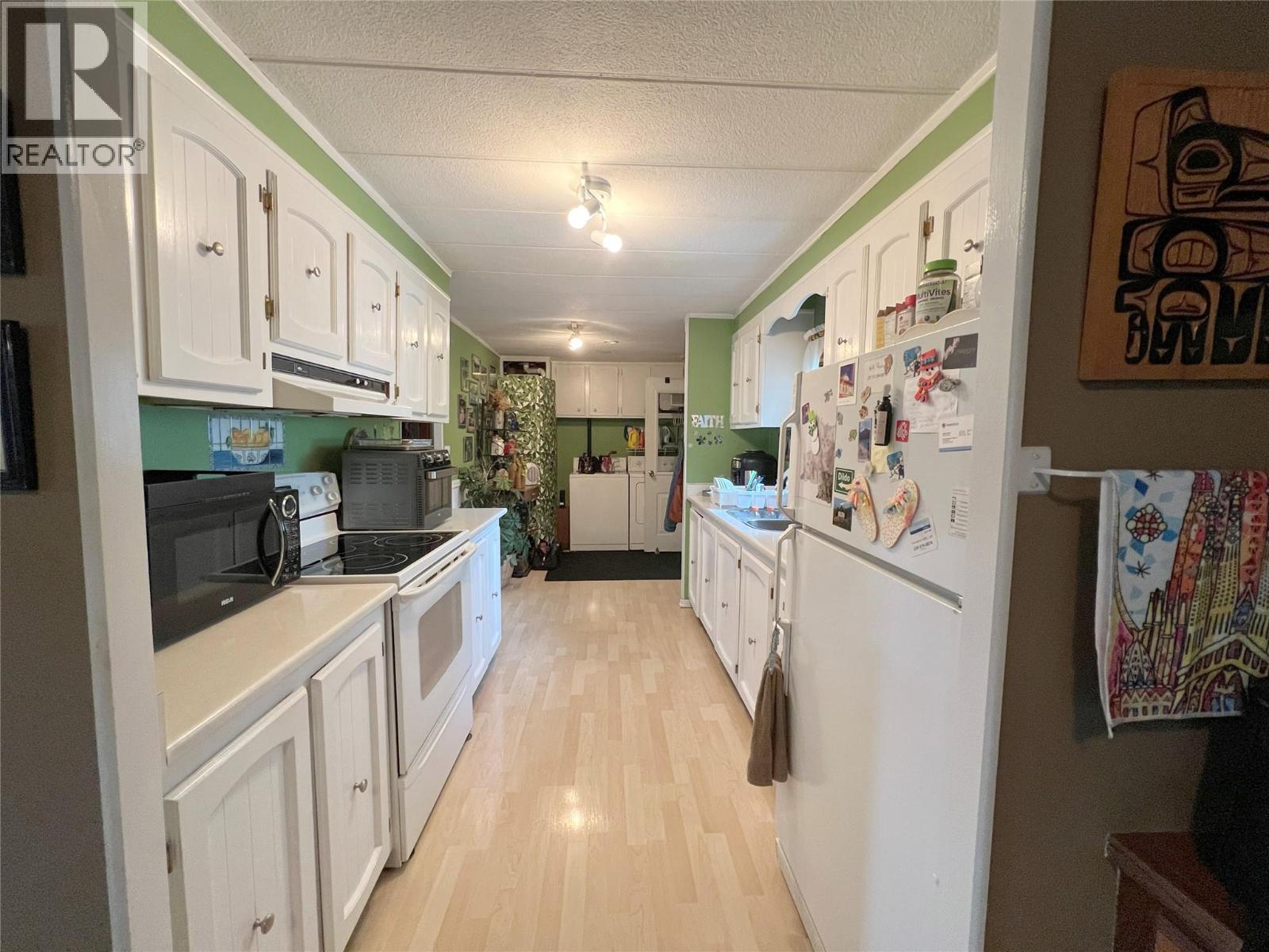 6288 Meadowland Crescent N, Kamloops, British Columbia  V2C 5C2 - Photo 11 - 10383538