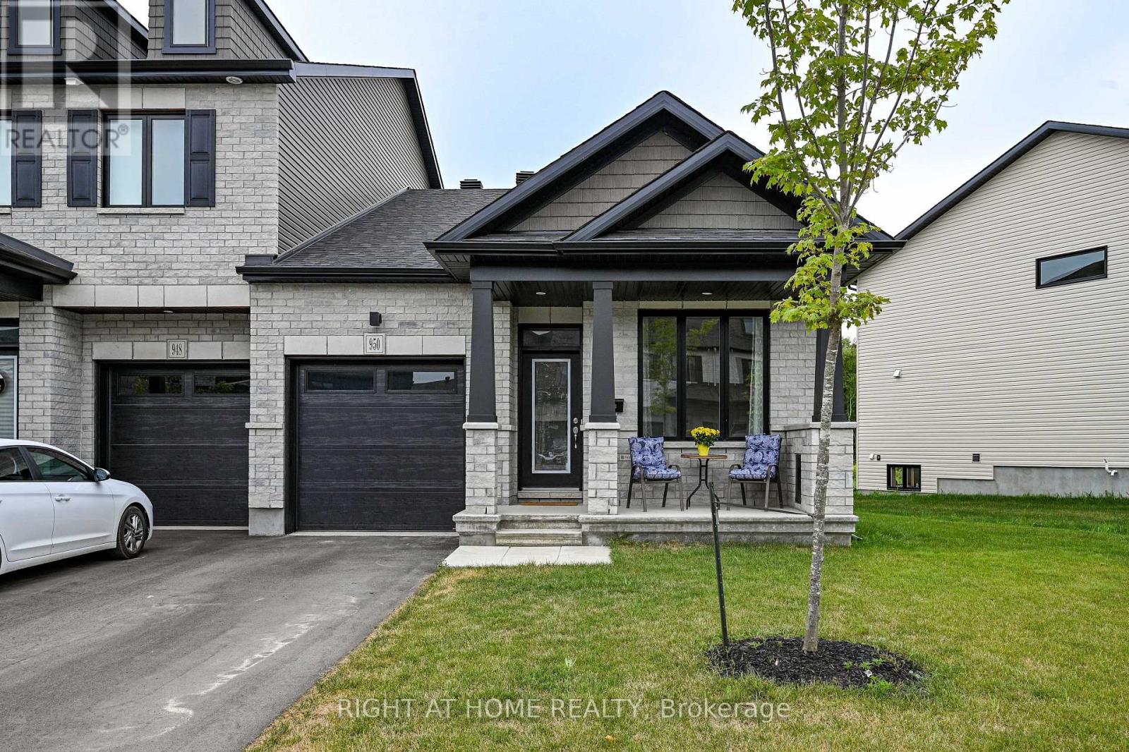 950 COLOGNE STREET, Russell, Ontario