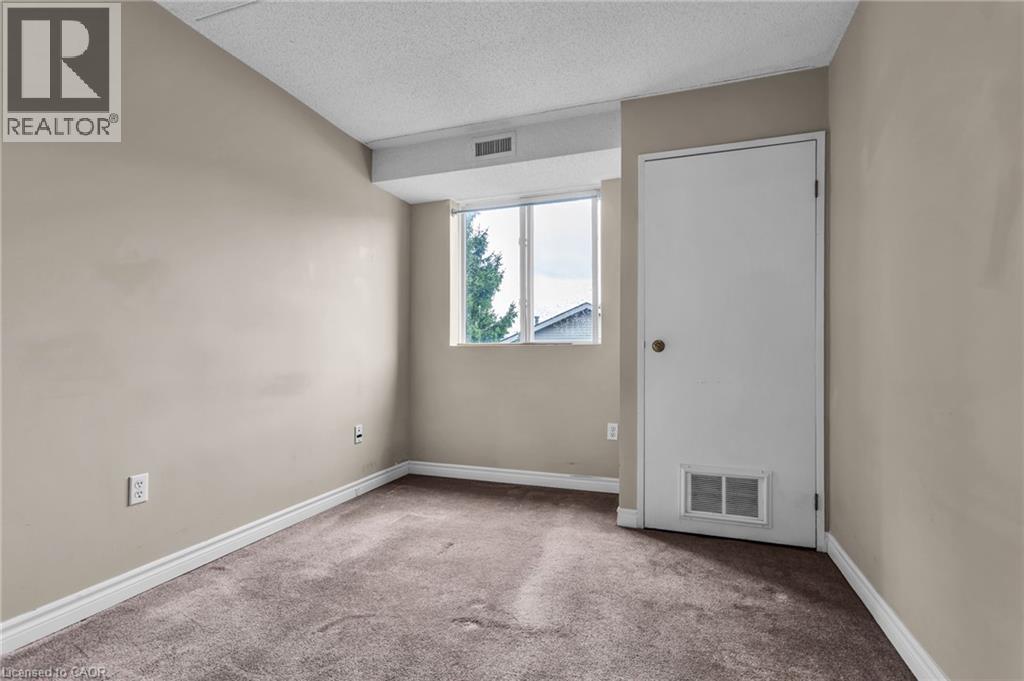 163 Ferguson Drive Unit# 302, Woodstock, Ontario  N4V 1B1 - Photo 17 - 40822643