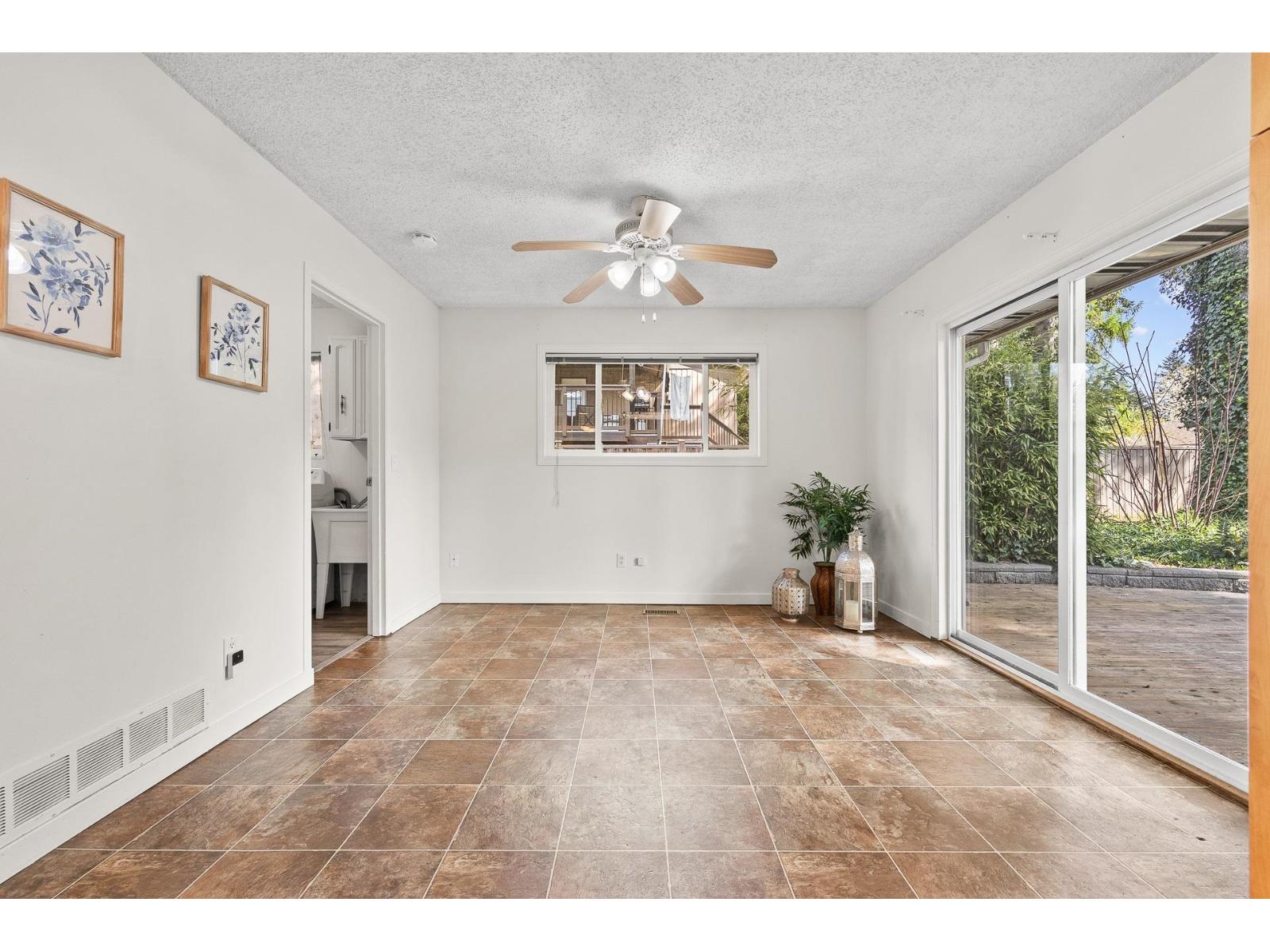 4132 204b Street, Langley, British Columbia  V3A 1Z8 - Photo 9 - R3113663