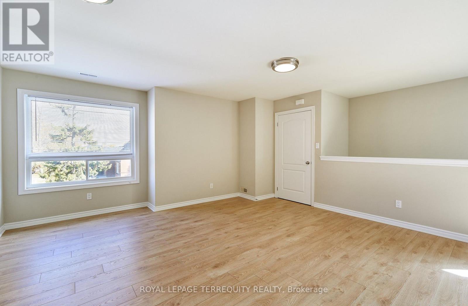 2 - 556 Park Road S, Oshawa, Ontario  L1J 4J5 - Photo 10 - E13022632