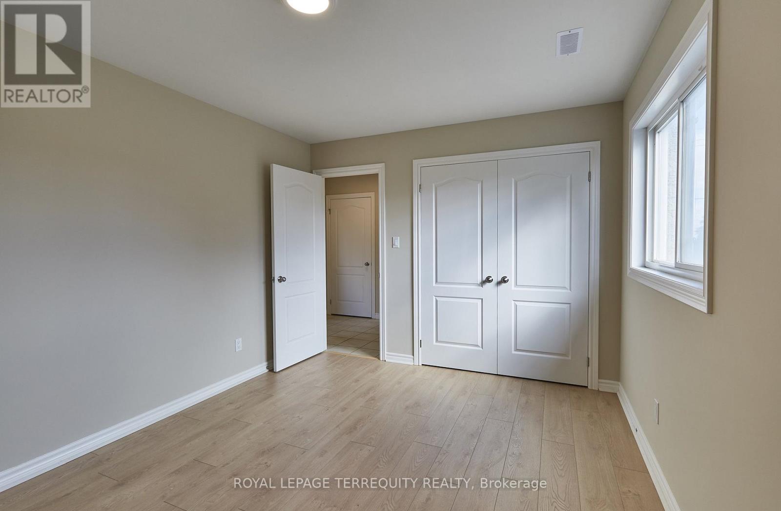 2 - 556 Park Road S, Oshawa, Ontario  L1J 4J5 - Photo 15 - E13022632