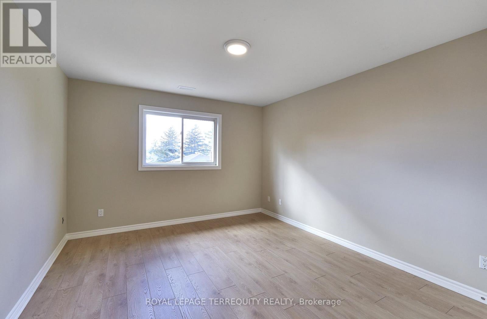 2 - 556 Park Road S, Oshawa, Ontario  L1J 4J5 - Photo 16 - E13022632